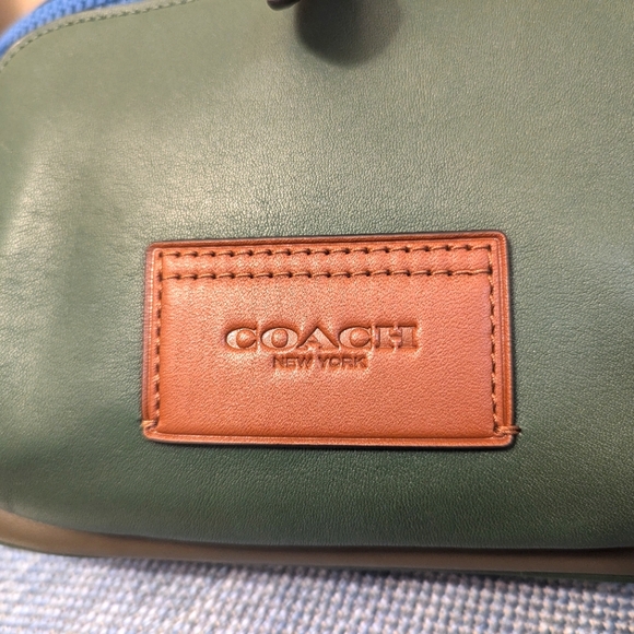 EUC Coach Leather Belt Bag - Picture 6 of 12